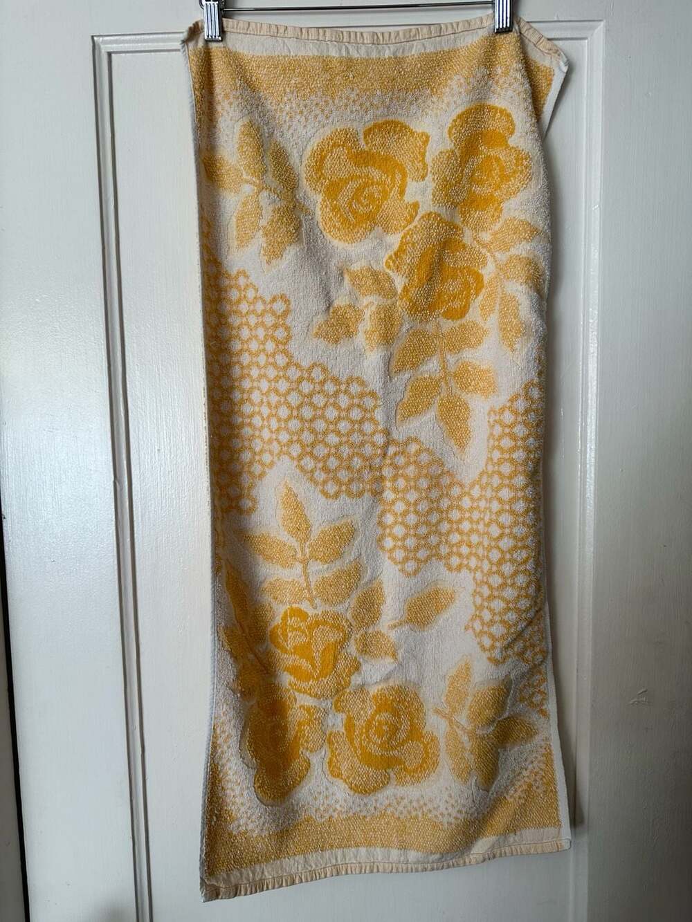 Vintage Yellow and White Floral Trellis Bath Towel